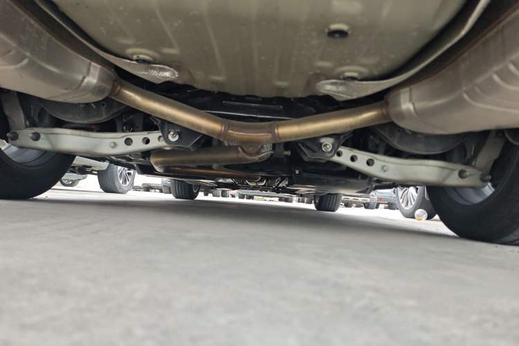 Used Buick LaCrosse 2025 28T Platinum Edition Chassis Rear