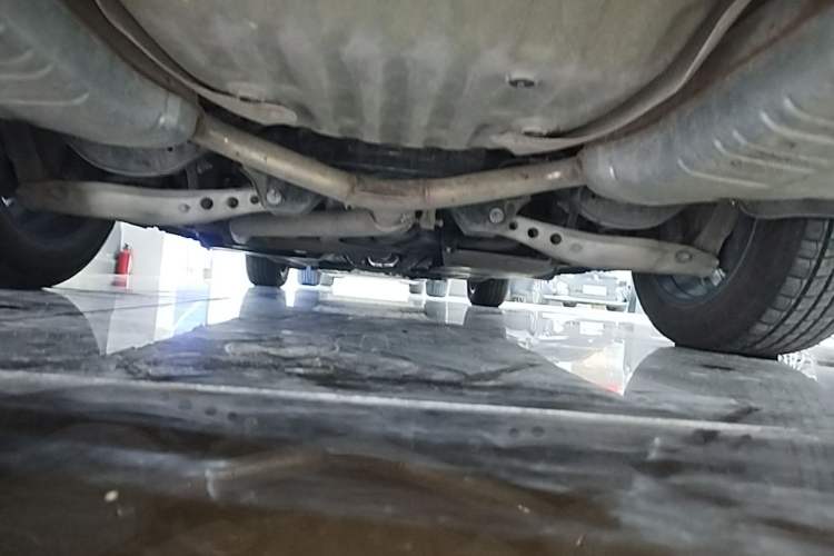 Used Buick LaCrosse 2025 28T Platinum Edition Chassis Rear