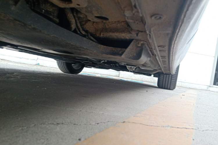 Used Buick LaCrosse 2025 28T Platinum Edition Chassis Rear Right