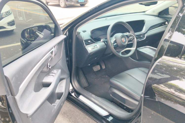 Used Buick LaCrosse 2025 28T Platinum Edition Driver Seat