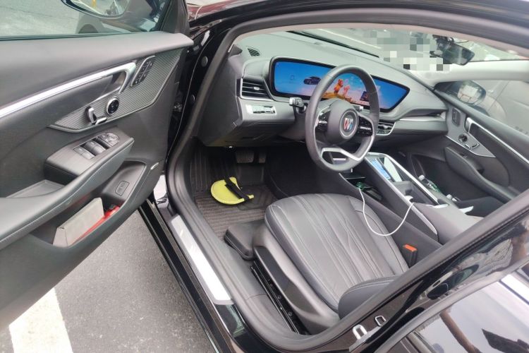 Used Buick LaCrosse 2025 Platinum Avia Edition Driver Seat