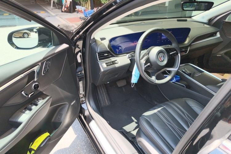Used Buick LaCrosse 2025 Platinum Avia Edition Driver Seat