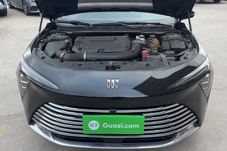 Used Buick LaCrosse 2025 28T Platinum Edition Engine Bay