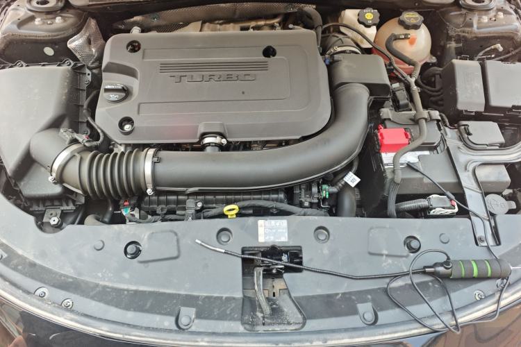 Used Buick LaCrosse 2025 28T Platinum Edition Engine Bay