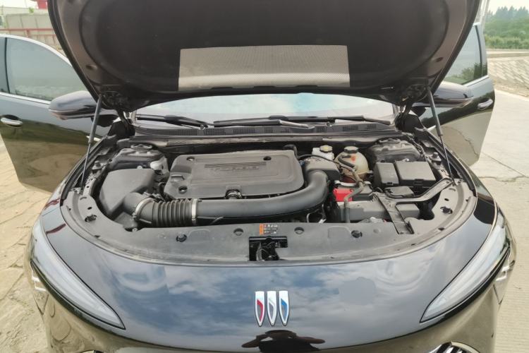 Used Buick LaCrosse 2025 Platinum Avia Edition Engine Bay