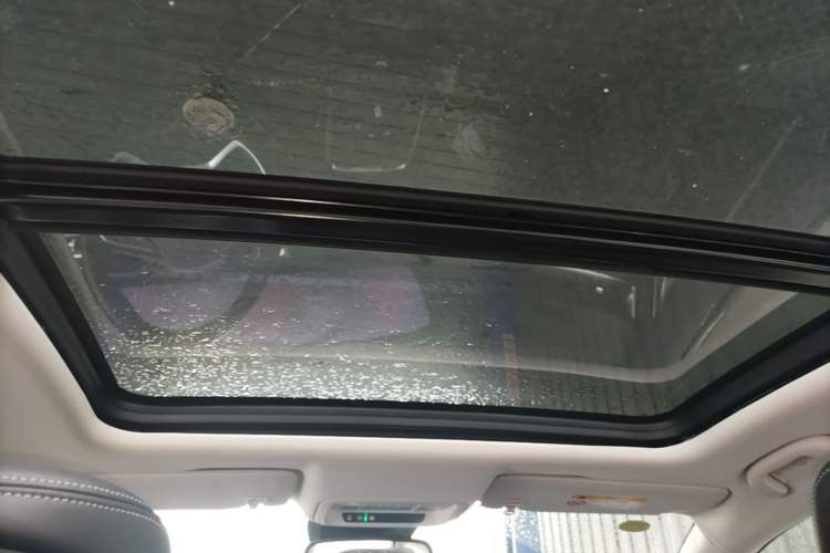 Used Buick LaCrosse 2025 28T Platinum Edition Headliner