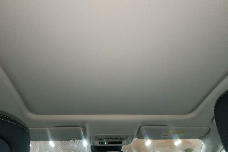 Used Buick LaCrosse 2025 28T Platinum Edition Headliner