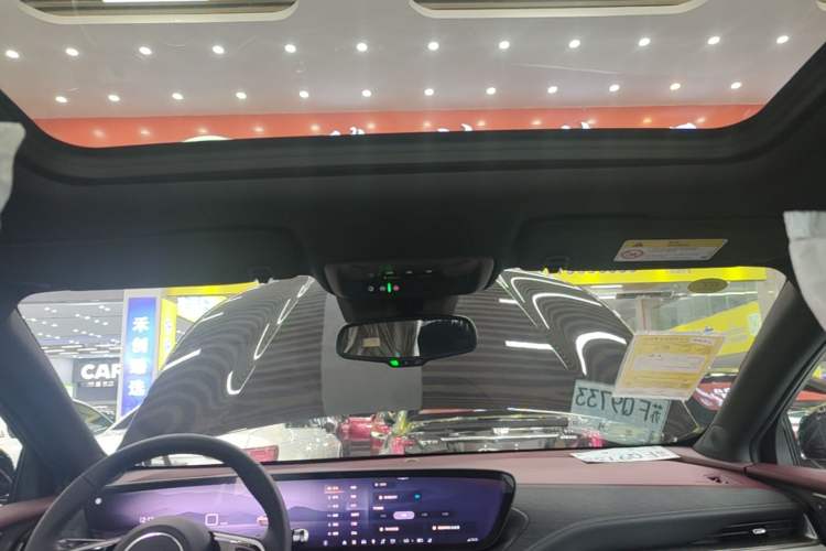 Used Buick LaCrosse 2025 28T Platinum Edition Headliner