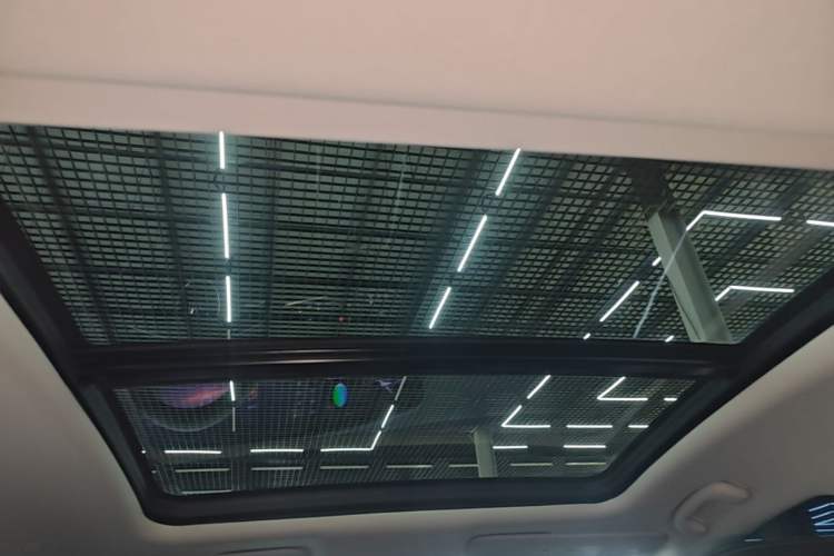 Used Buick LaCrosse 2025 Platinum Avia Edition Headliner