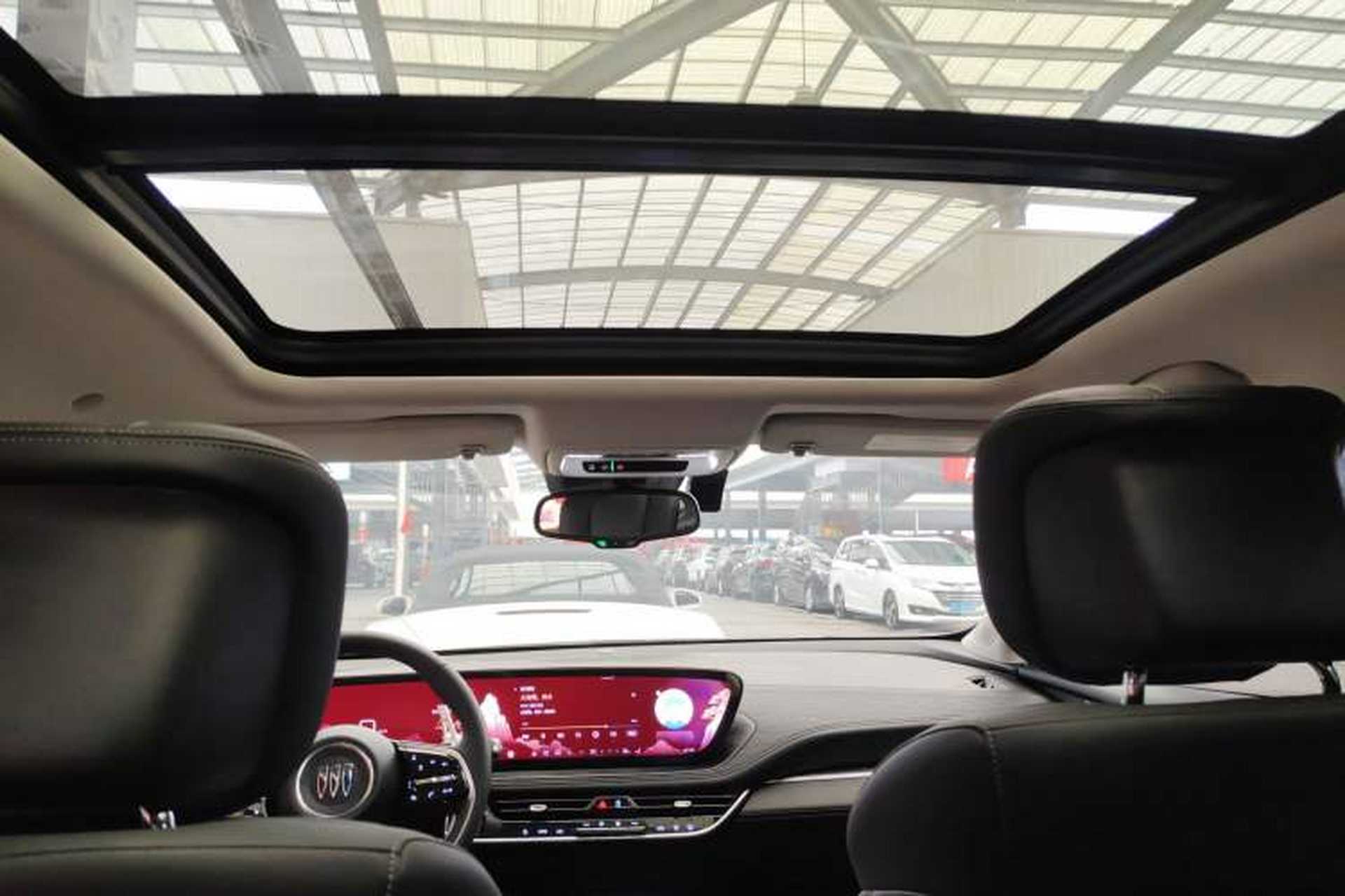 Used Buick LaCrosse 2025 28T Platinum Edition Headliner
