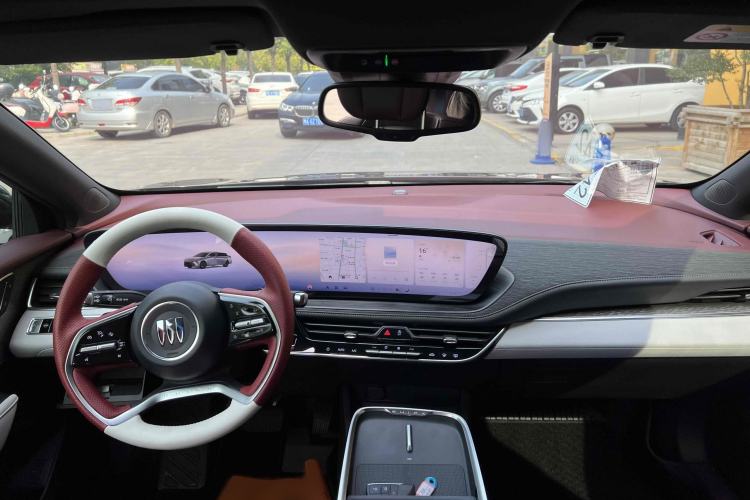 Used Buick LaCrosse 2025 28T Platinum Edition Interior 1