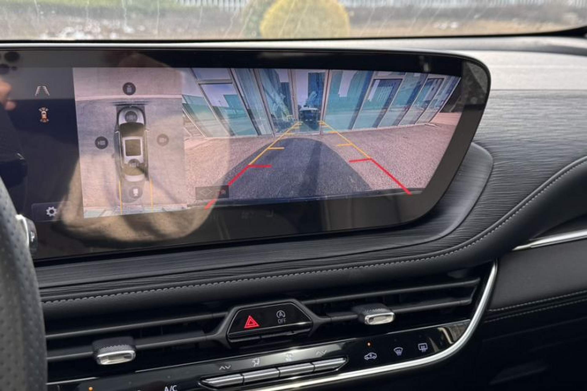 Used Buick LaCrosse 2025 28T Platinum Edition Interior 2