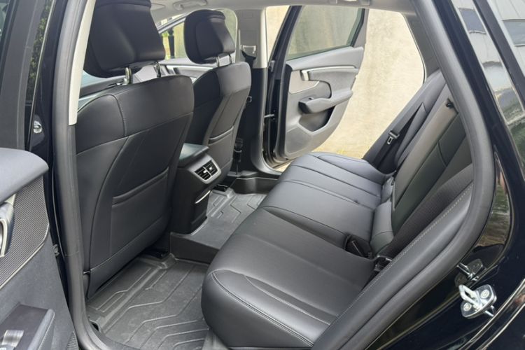 Used Buick LaCrosse 2025 28T Platinum Edition Interior 2