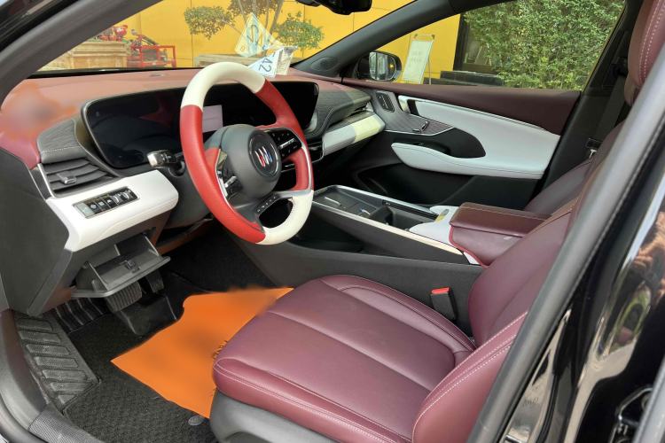 Used Buick LaCrosse 2025 28T Platinum Edition Interior 3