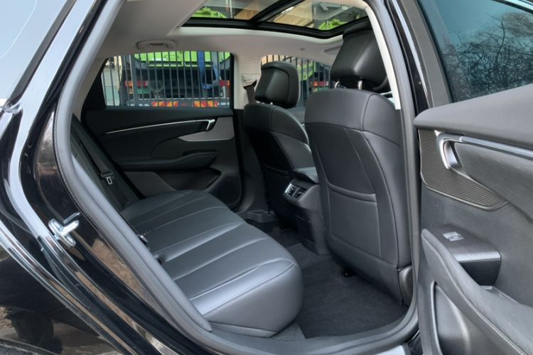 Used Buick LaCrosse 2025 28T Platinum Edition Interior 3