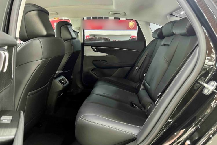 Used Buick LaCrosse 2025 28T Platinum Edition Interior 3