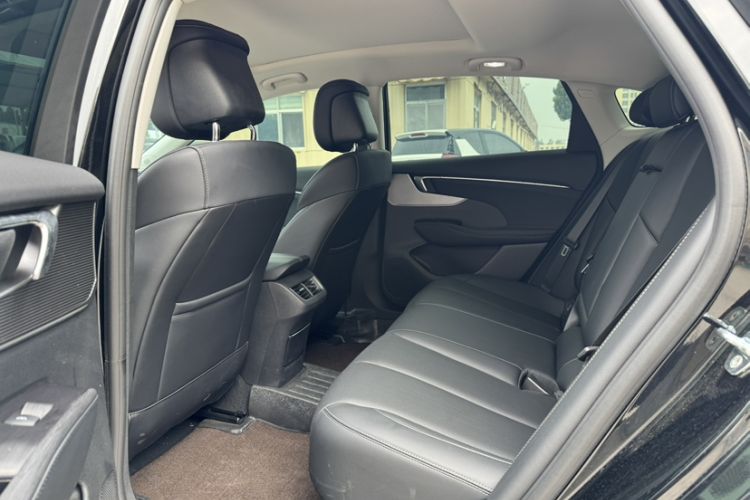 Used Buick LaCrosse 2025 28T Platinum Edition Interior 7