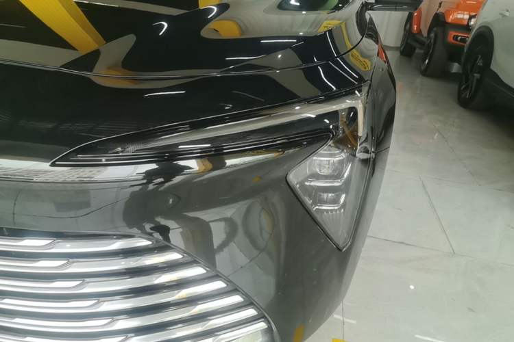 Used Buick LaCrosse 2025 28T Platinum Edition Left Front Headlight