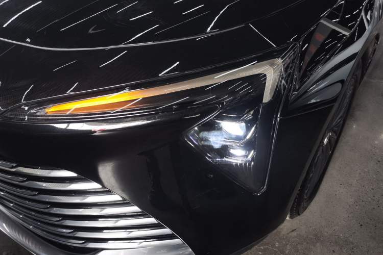 Used Buick LaCrosse 2025 28T Platinum Edition Left Front Headlight