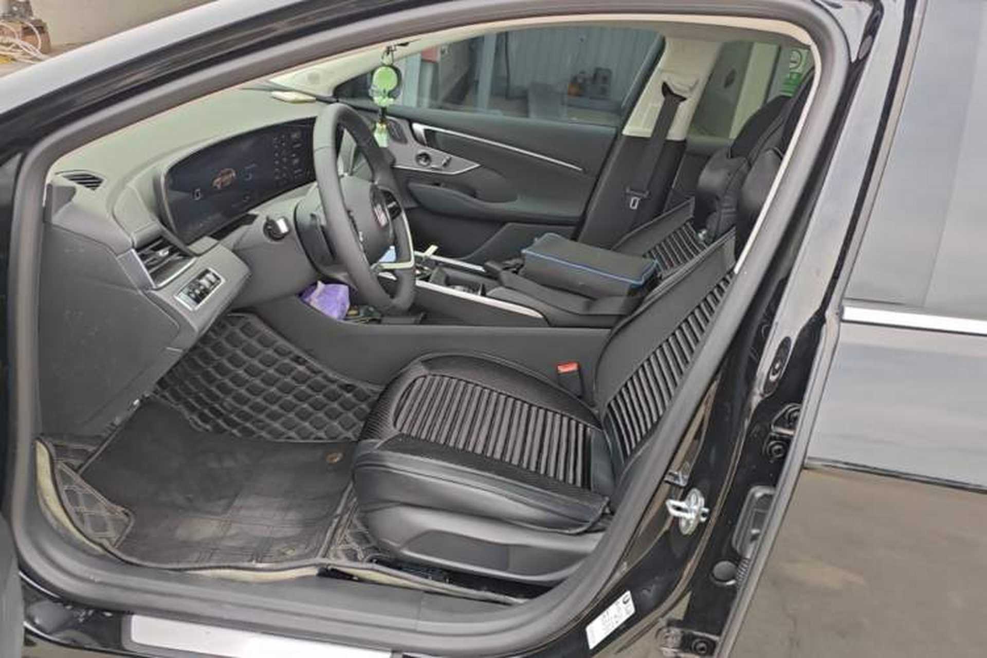Used Buick LaCrosse 2025 28T Platinum Edition Left Front Seat