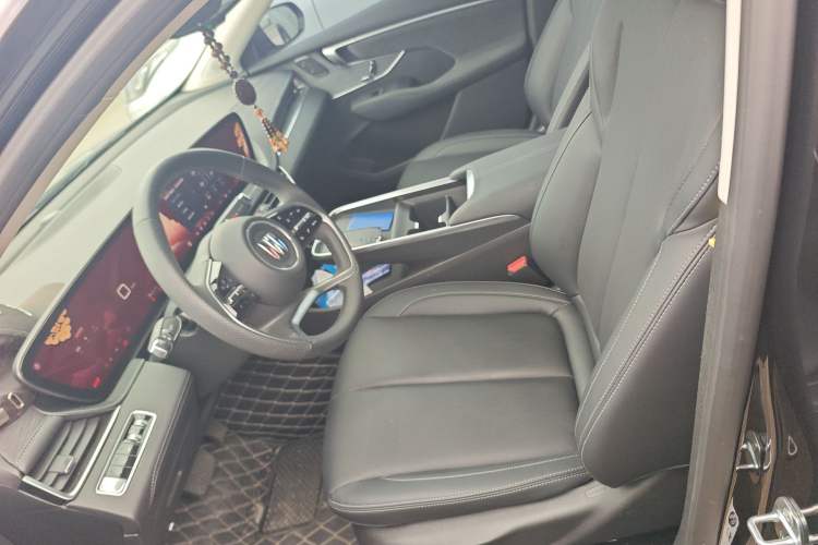 Used Buick LaCrosse 2025 28T Platinum Edition Left Front Seat