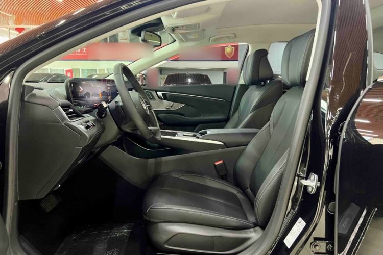 Used Buick LaCrosse 2025 28T Platinum Edition Left Front Seat
