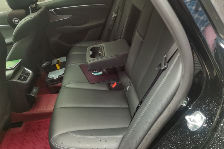 Used Buick LaCrosse 2025 28T Platinum Edition Left Rear Seat