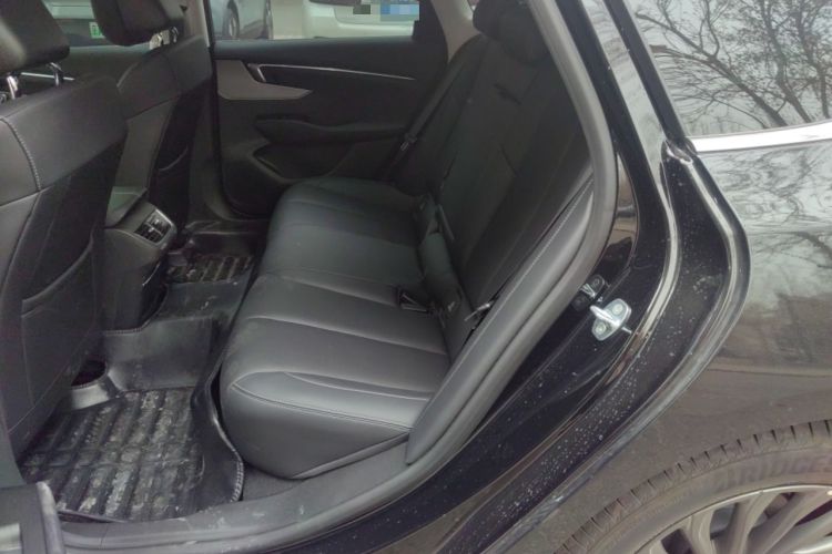 Used Buick LaCrosse 2025 28T Platinum Edition Left Rear Seat