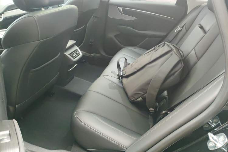 Used Buick LaCrosse 2025 28T Platinum Edition Left Rear Seat