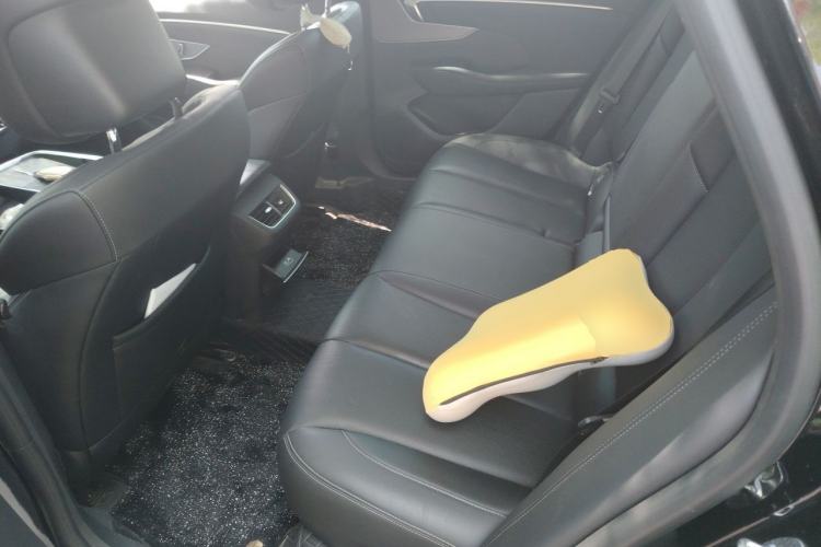 Used Buick LaCrosse 2025 28T Platinum Edition Left Rear Seat