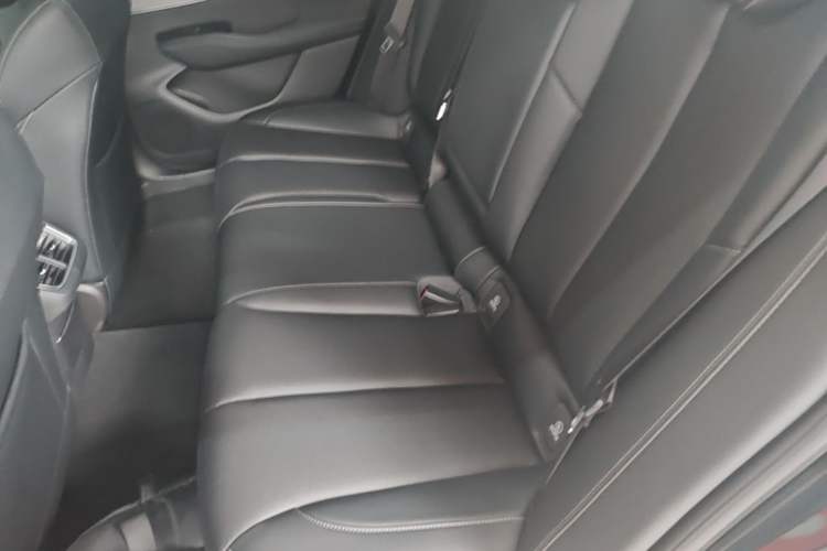 Used Buick LaCrosse 2025 28T Platinum Edition Left Rear Seat