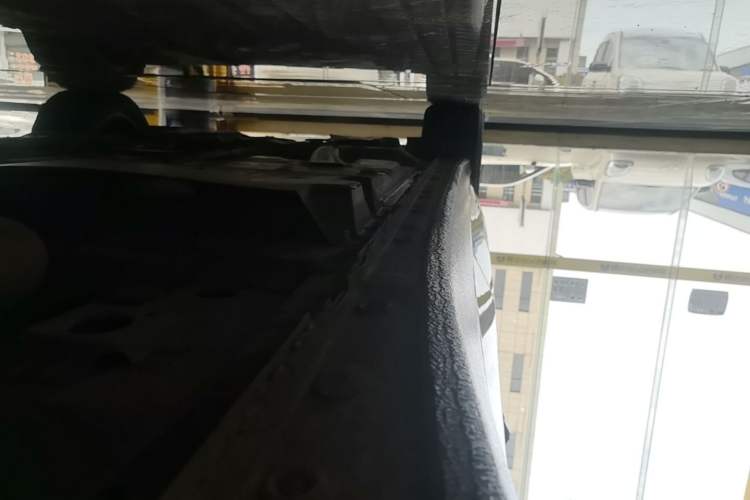 Used Buick LaCrosse 2025 28T Platinum Edition Left Side Sill
