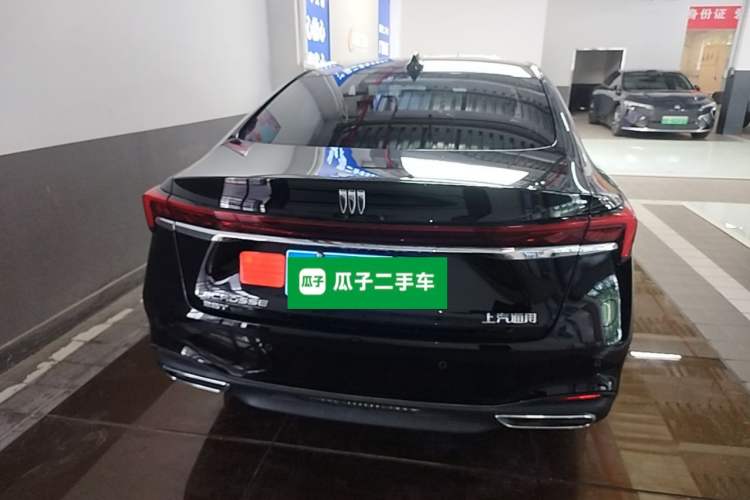 Used Buick LaCrosse 2025 28T Platinum Edition Rear
