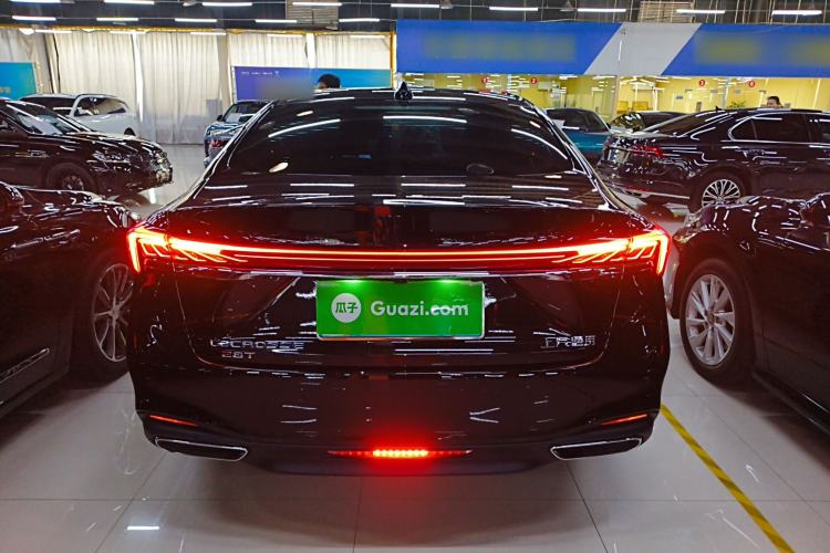 Used Buick LaCrosse 2025 28T Platinum Edition Rear