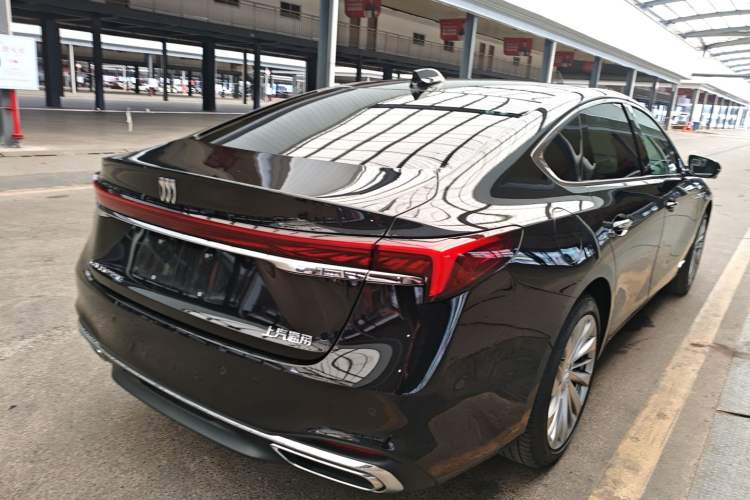 Used Buick LaCrosse 2025 Platinum Avia Edition Rear Right 45 Deg