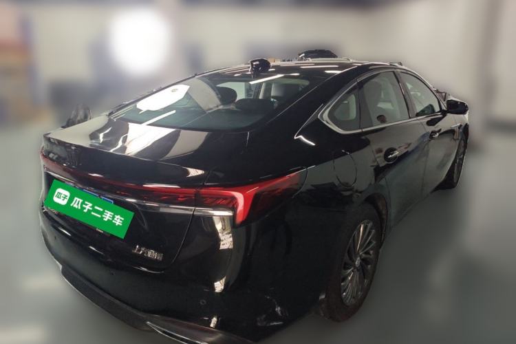 Used Buick LaCrosse 2025 28T Platinum Edition Rear Right 45 Deg