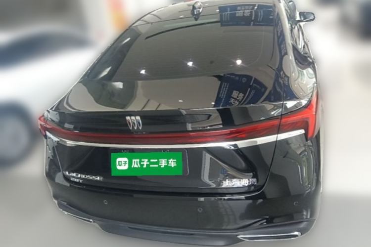 Used Buick LaCrosse 2025 28T Platinum Edition Rear