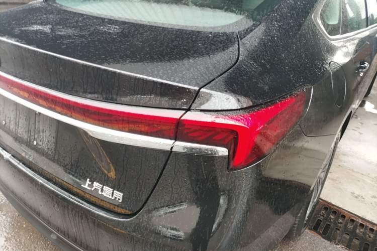 Used Buick LaCrosse 2025 28T Platinum Edition Right Rear Taillight