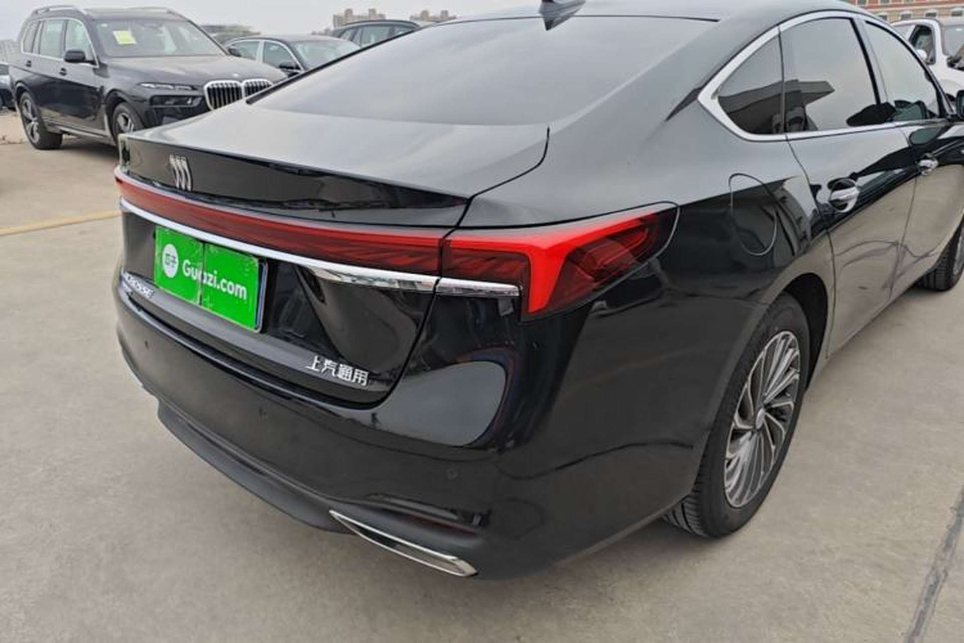 Used Buick LaCrosse 2025 28T Platinum Edition Right Rear Taillight