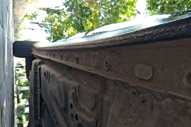 Used Buick LaCrosse 2025 28T Platinum Edition Right Side Sill