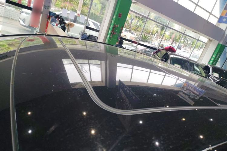 Used Buick LaCrosse 2025 28T Platinum Edition Roof