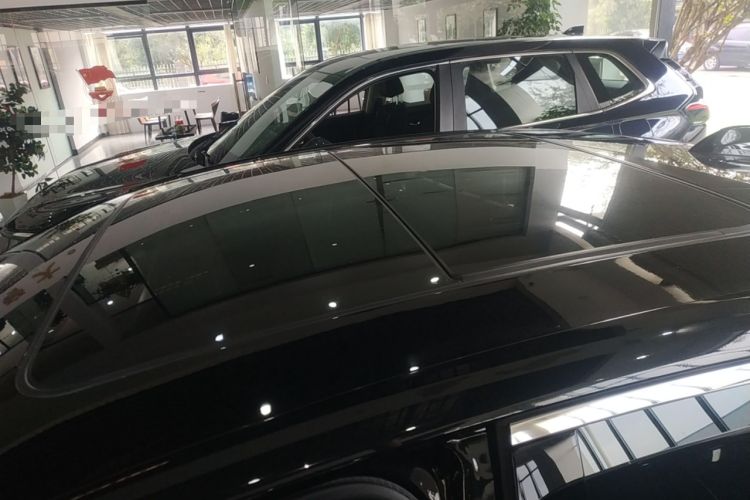 Used Buick LaCrosse 2025 28T Platinum Edition Roof