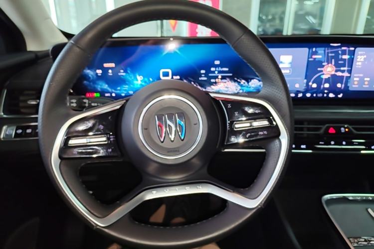 Used Buick LaCrosse 2025 28T Platinum Edition Steering Wheel