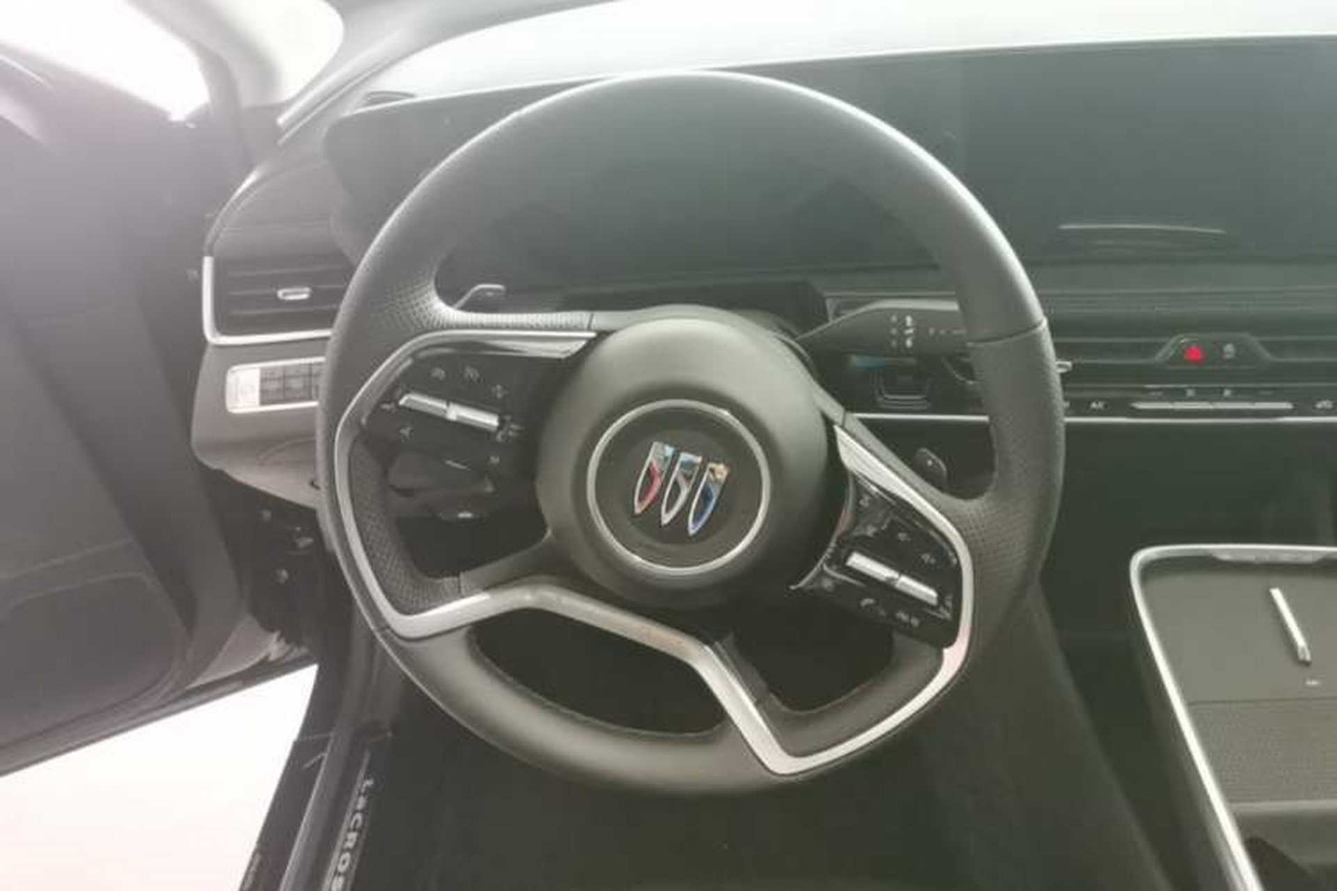 Used Buick LaCrosse 2025 28T Platinum Edition Steering Wheel