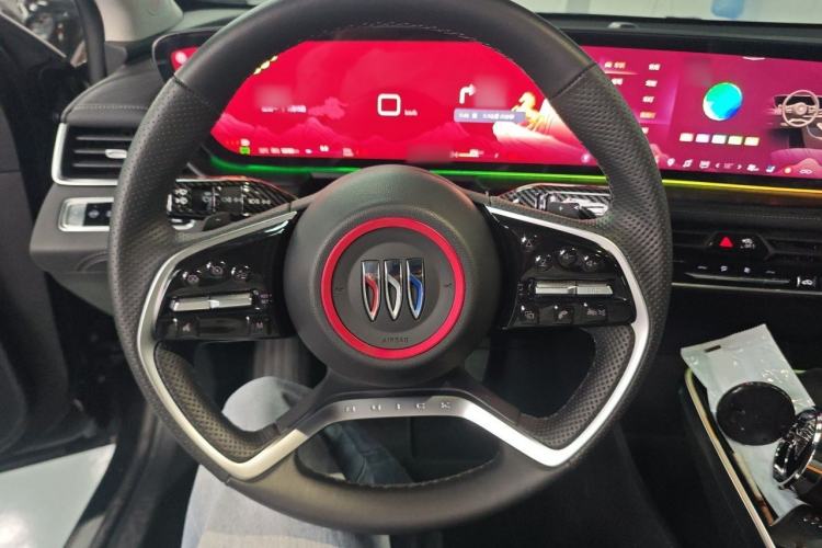 Used Buick LaCrosse 2025 28T Platinum Edition Steering Wheel