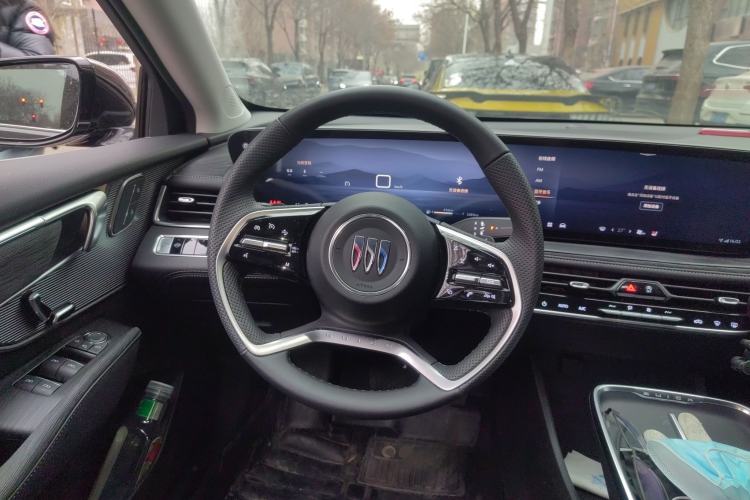 Used Buick LaCrosse 2025 28T Platinum Edition Steering Wheel