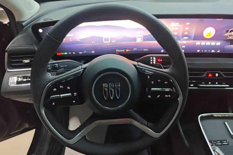 Used Buick LaCrosse 2025 28T Platinum Edition Steering Wheel