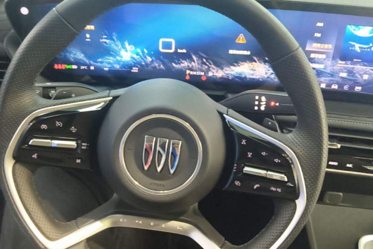 Used Buick LaCrosse 2025 28T Platinum Edition Steering Wheel