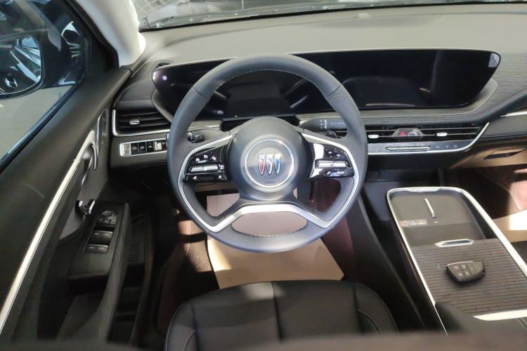 Used Buick LaCrosse 2025 28T Platinum Edition Steering Wheel