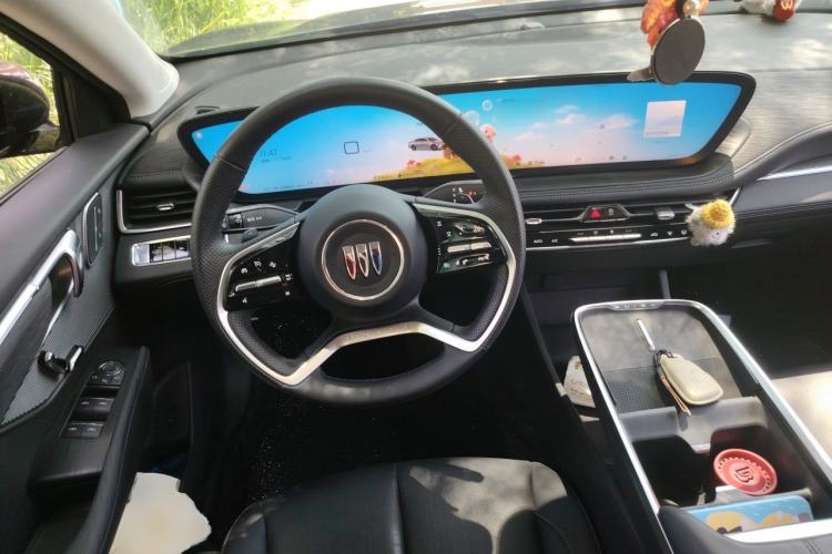 Used Buick LaCrosse 2025 28T Platinum Edition Steering Wheel